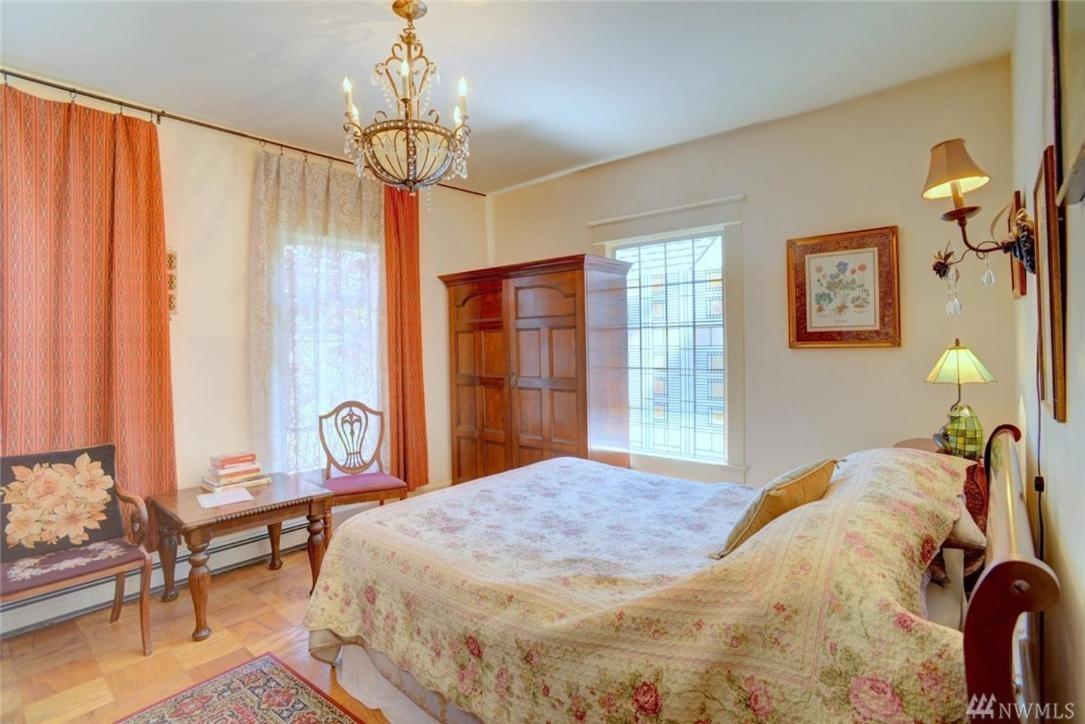 シアトル モーツアルト ゲスト ハウス Bed & Breakfast エクステリア 写真