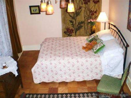 シアトル モーツアルト ゲスト ハウス Bed & Breakfast エクステリア 写真